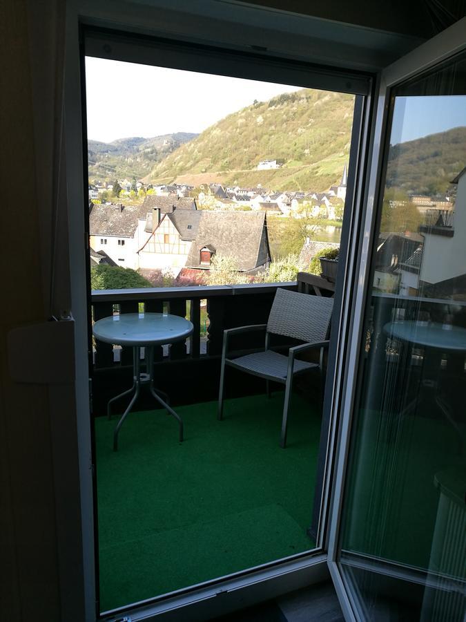 Gaestehaus Spies Bullay Exterior foto
