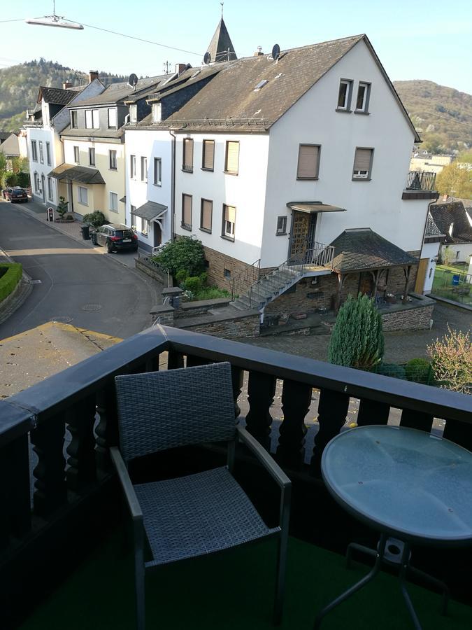 Gaestehaus Spies Bullay Exterior foto